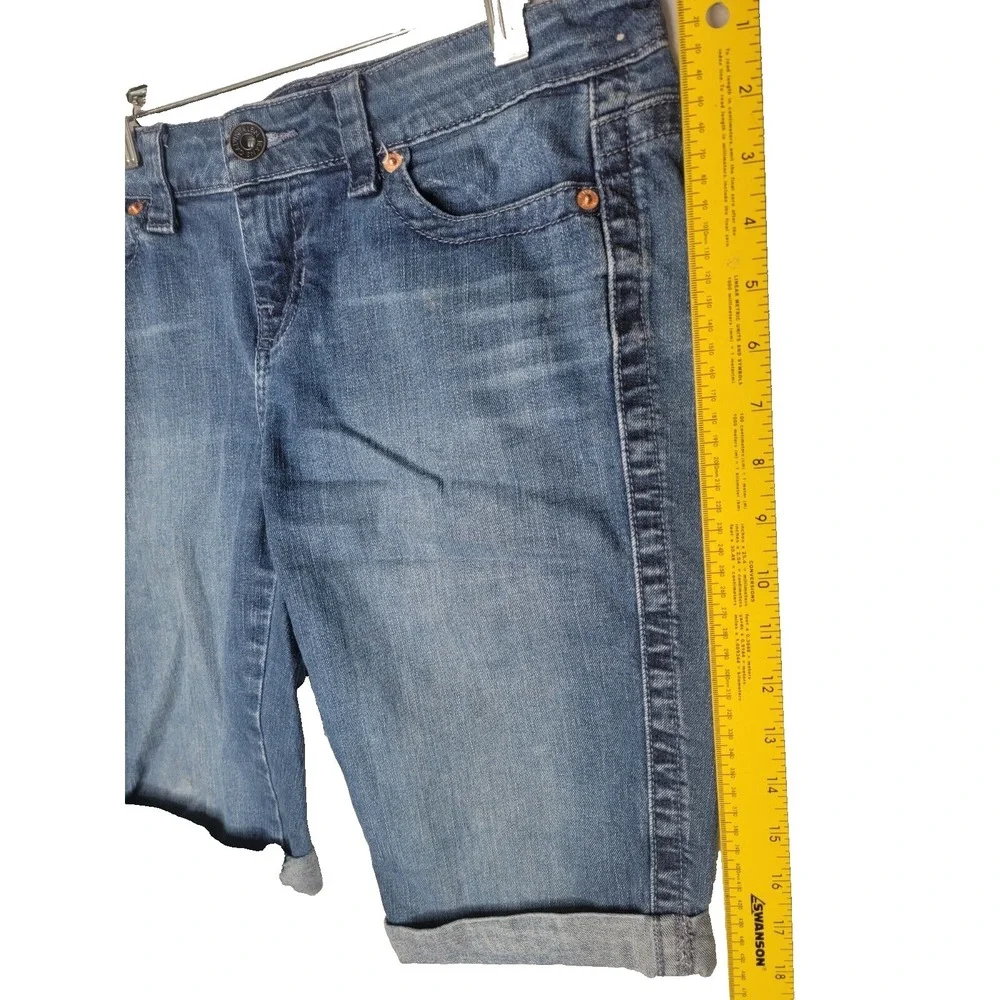 CALVIN KLEIN Women's Bermuda Blue Jean Shorts Denim Size 27/4 Small‎ Stretch